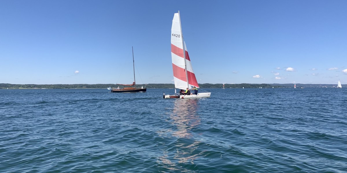 Katamarinsegeln auf dem Starnberger See, © WALLUSCH Katamarinsegeln auf dem Starnberger See, © WALLUSCH