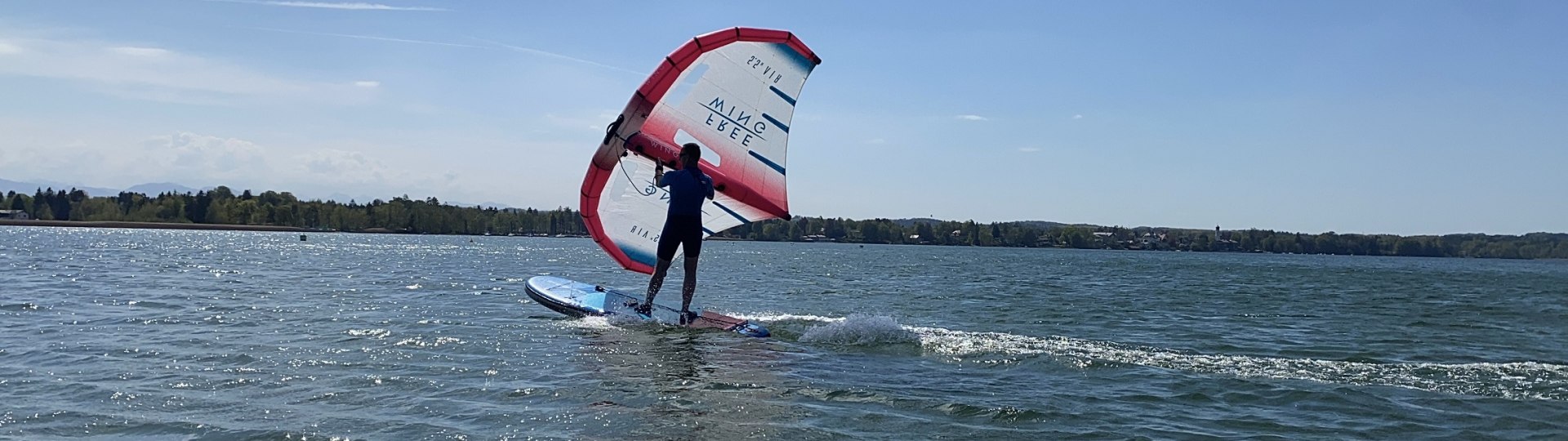Wingfoilen am Starnberger See, &copy; WALLUSCH