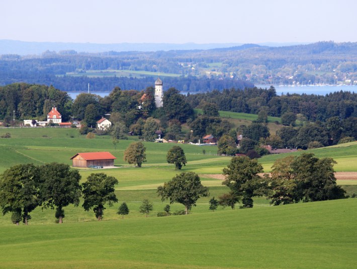 Degerndorf mit Blick auf den See, © TLT_Kirschenhofer